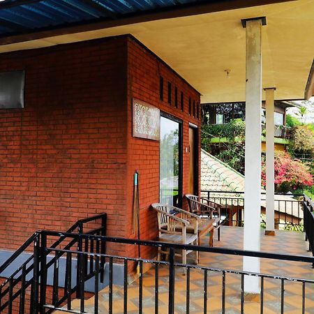Dajan Buyan Homestay 브두굴 외부 사진